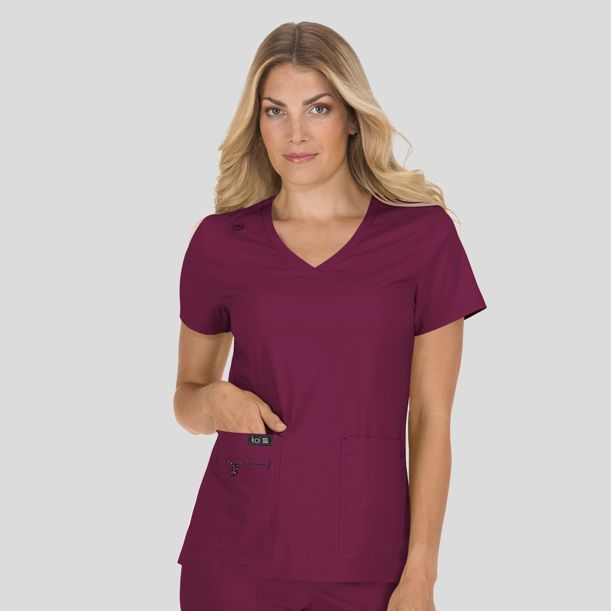 Becca Women's 4-Pocket Stretch Top | Wine