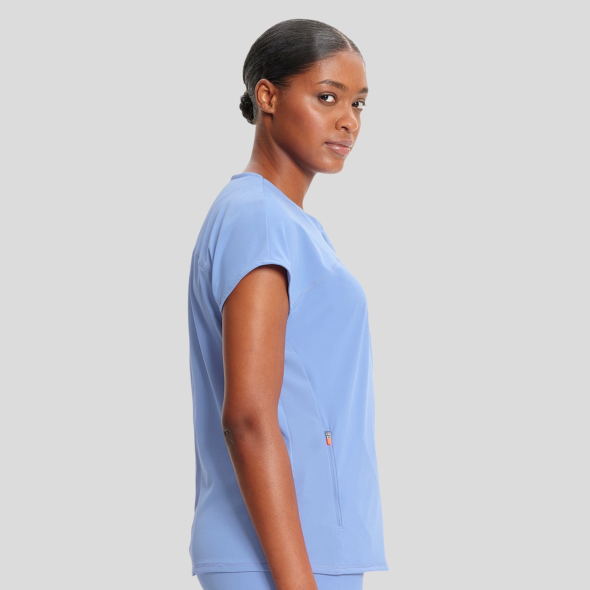 IN_INFINITY_GNR8_henleyTOP_622A_CIEL_RIGHT2