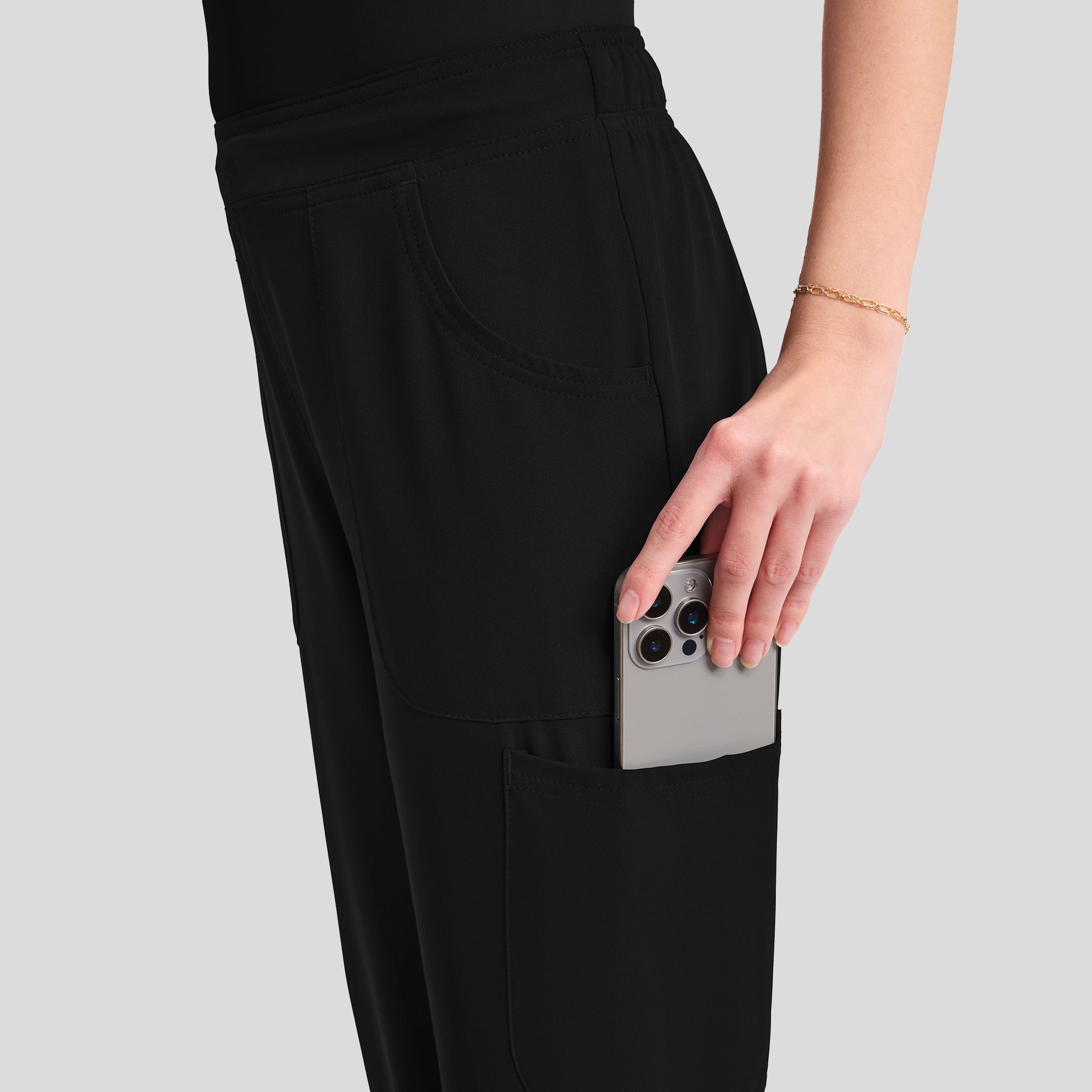 Mid Rise Flare Leg Scrub Pant | Black